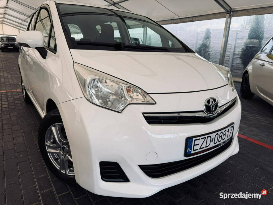 Toyota Verso S 13 Benzyna 100 6 Biegów komputer pokładowy sprzedam