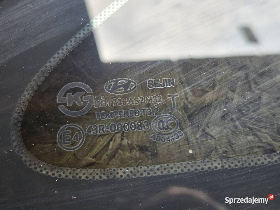 SZYBA PRAWA TYŁ HYUNDAI I40 SW KOMBI CHROM osobowe Pozostałe