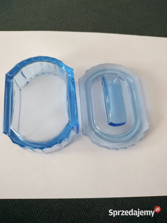 Szklane puzderko cukiernicaprzybornik prl Porcelana i szkło Choszczno