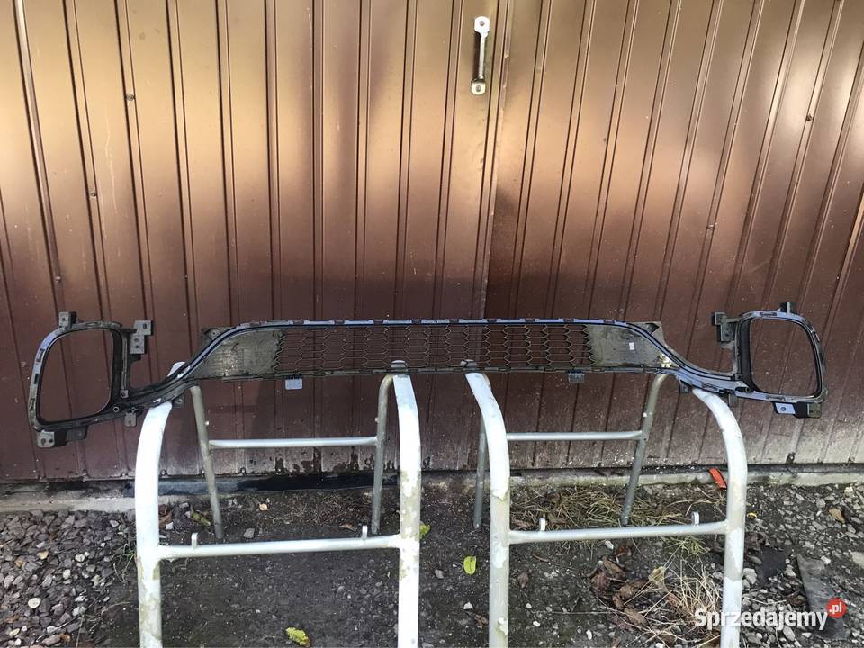 KIA CARENS III kratka dolna zderzak przód sprzedam