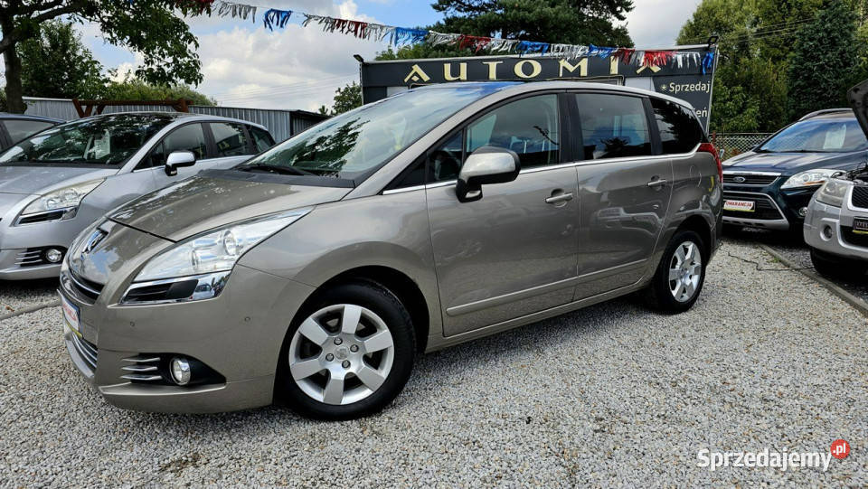 Peugeot 5008 Navi Panorama Head Up 120 16 benz Świdnica sprzedam