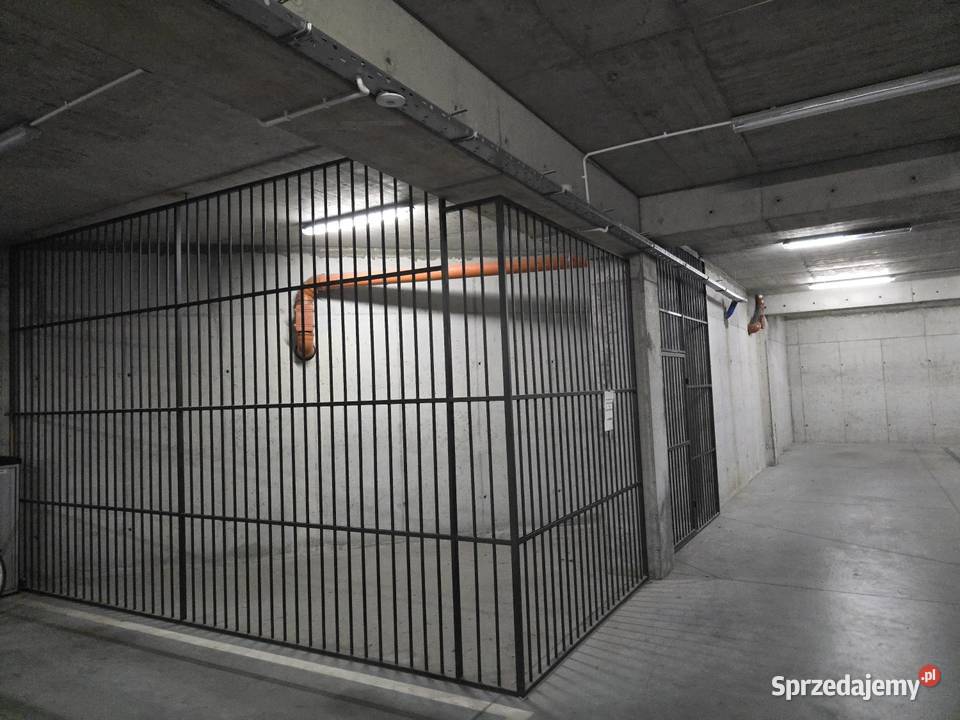 Wynajmę miejsce parkingowe i schowekpiwniczkę