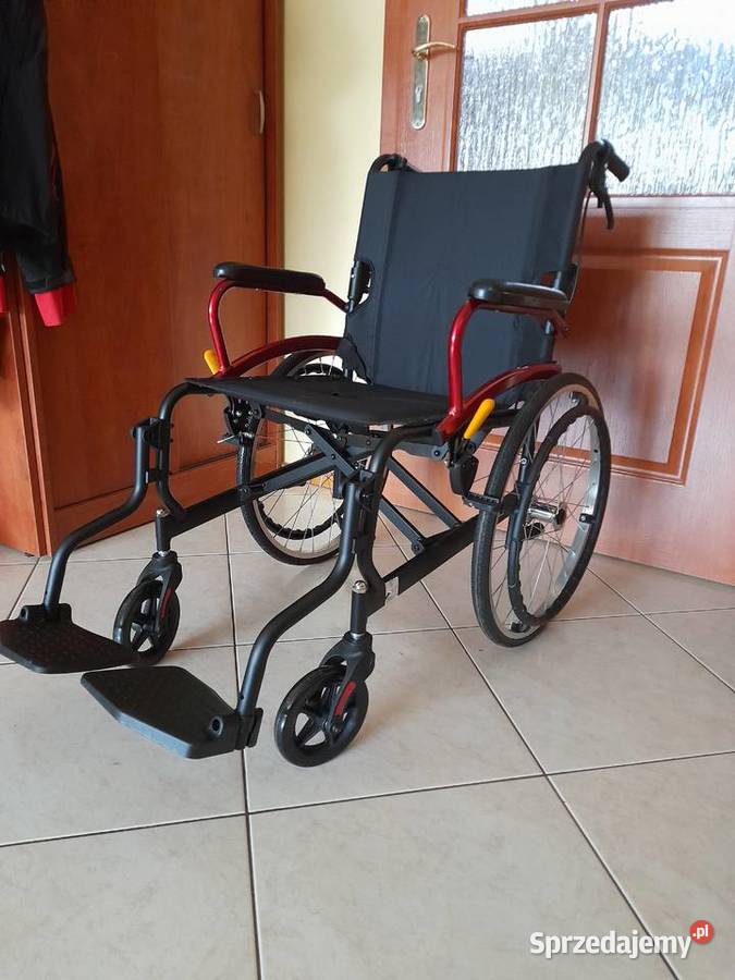 Wózek inwalidzki lekki aluminiowy składany