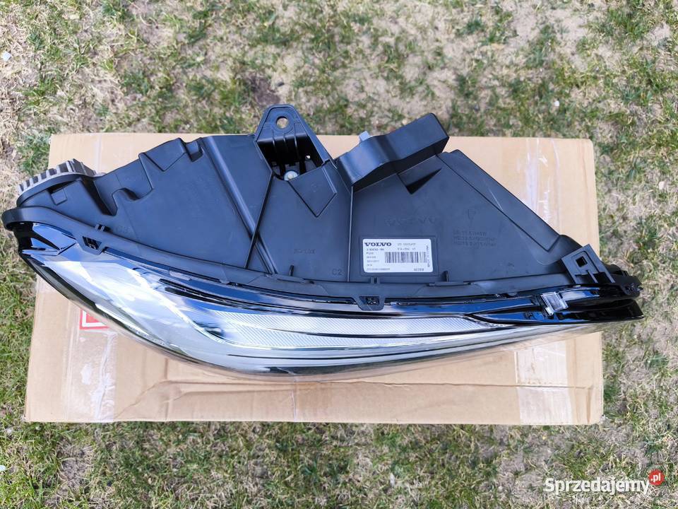 Volvo S90 reflektory Full LED Active High Beam osobowe mazowieckie Żyrardów