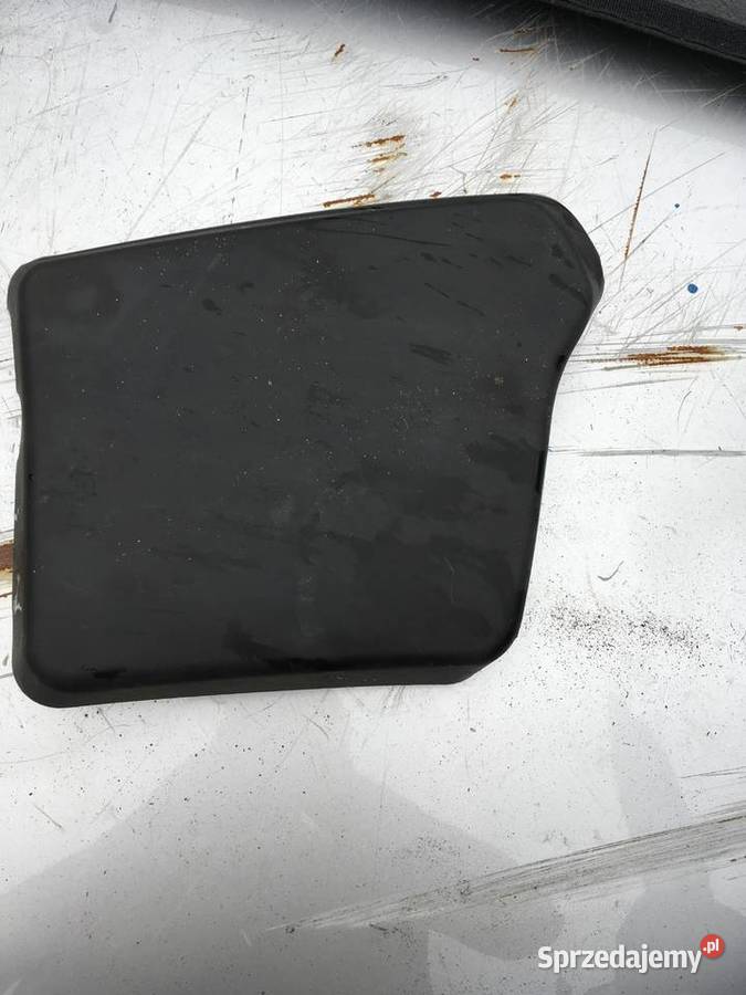 ZAŚLEPKA LAMPY TYLNEJ AUDI Q5 SQ5 8r0945425a osobowe Szczecin sprzedam