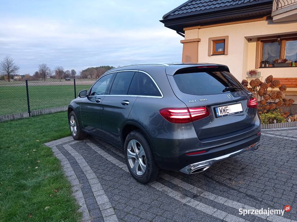 Sprzedam Mercedesa GLC300 4x4 20l benzyna 245 Międzyleś