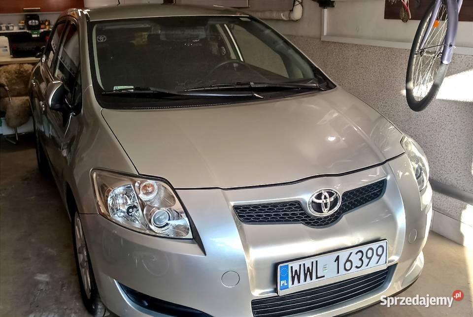 Sprzedam Toyota Auris centralny zamek Auris
