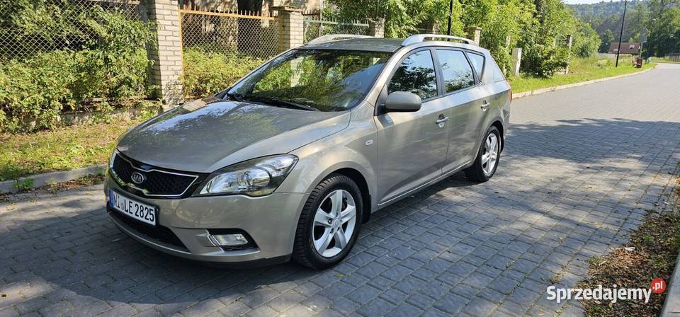 świeżo sprowadzona Kia Ceed 2012 16 CRDI 115 Krasnobród