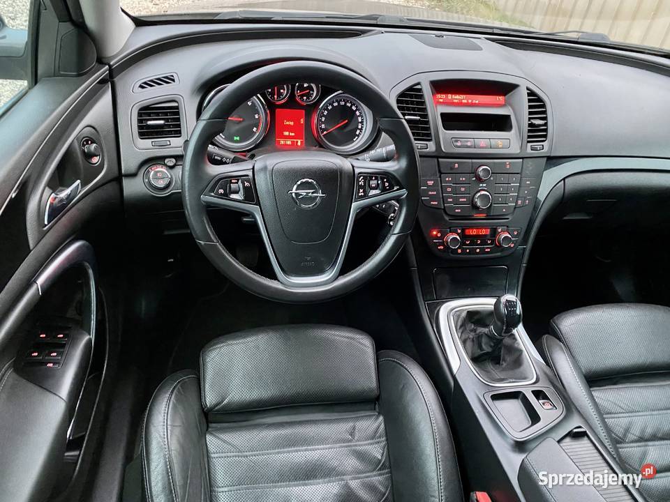 Opel Insignia Kombi COSMO 160 Mega wyposażenie