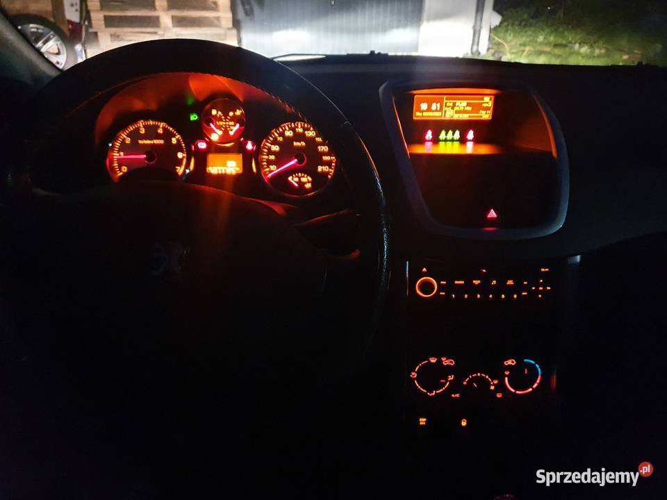 PEUGEOT 207 14 benzyna LICZNIK ZEGAR 9666132380 Radom sprzedam