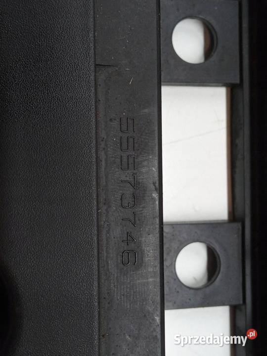 POKRYWA ZAWORÓW 55573746 14 16V Opel Corsa V sprzedam