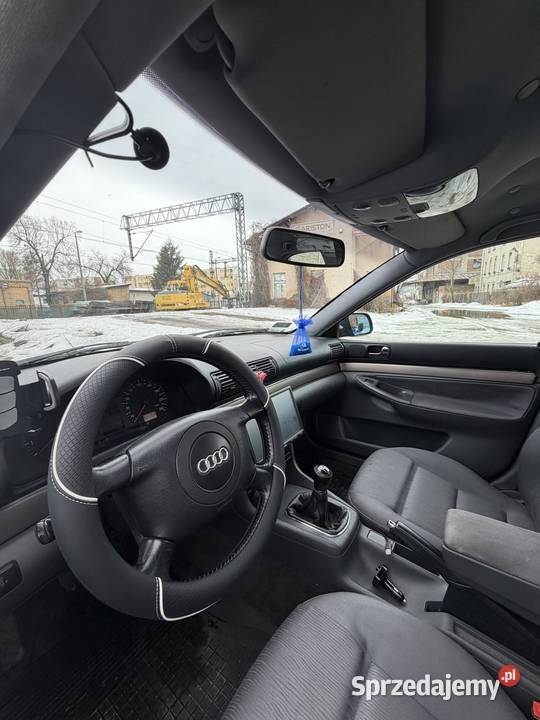 Sprzedam Audi a4b5 16 benzyna 1999 101KM A4 Pelplin