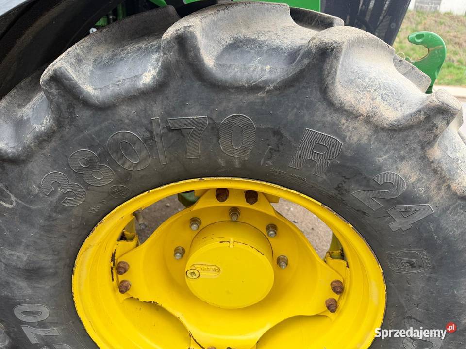 Ciągnik rolniczy John Deere 5085M 2015