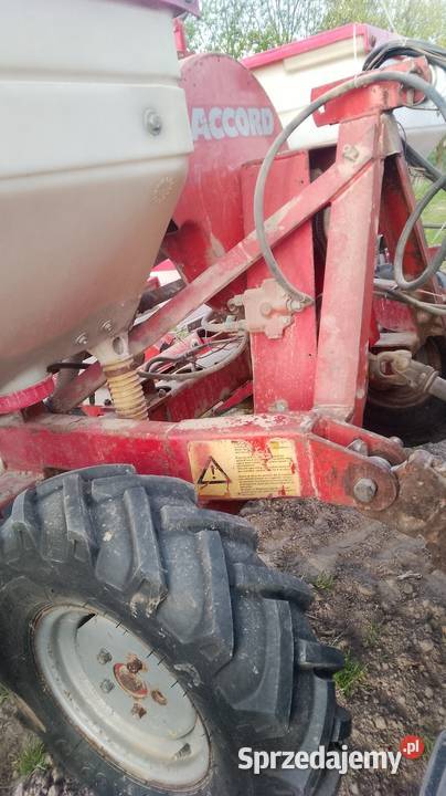 Siewnik kukurydzy kverneland Optima 6 Siewniki i sadzarki Rolnictwo Namysłów sprzedam