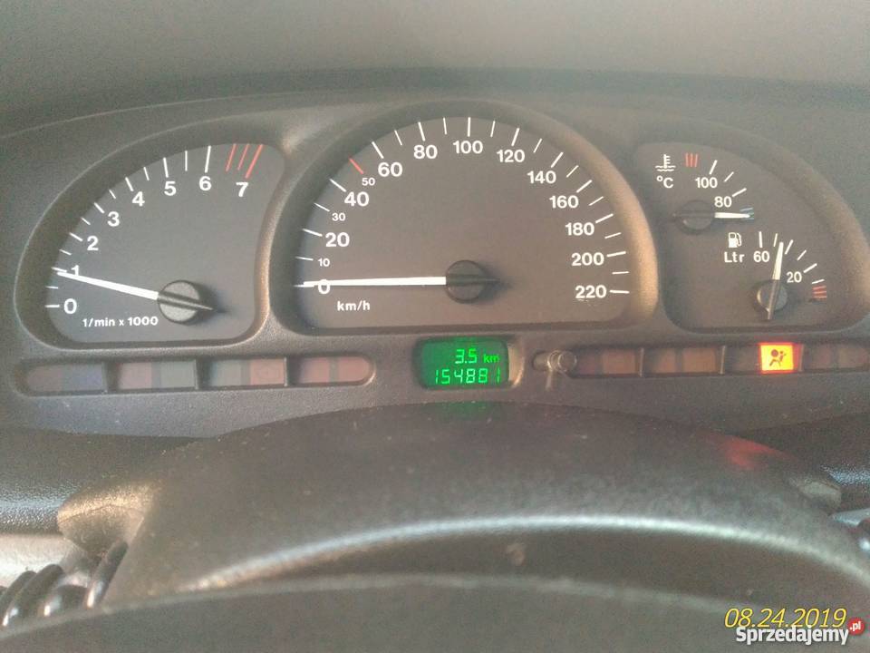 opel vectra b 18 16v Rok produkcji 1996 Ostrowiec Świętokrzyski