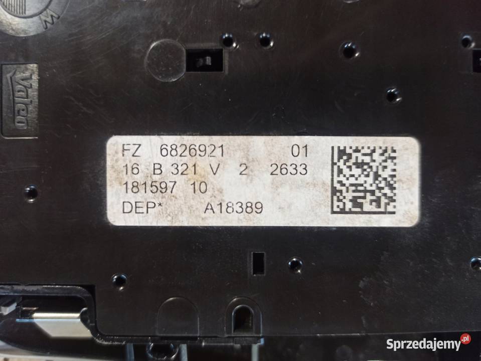 BMW F20 OŚWIETLENIE LAMPKA KABINY SOS 6826921