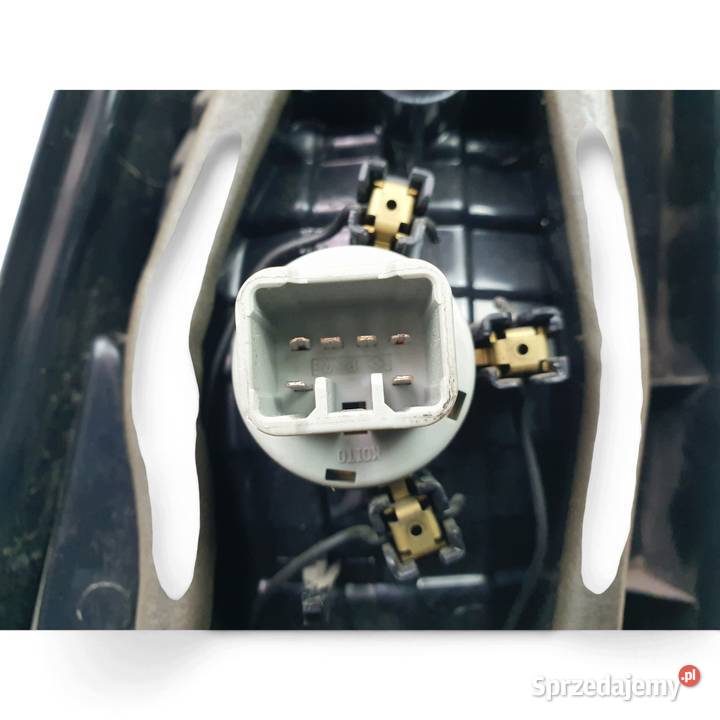 LAMPA PRAWA Toyota Yaris Verso 19992005 tylna Chełm sprzedam