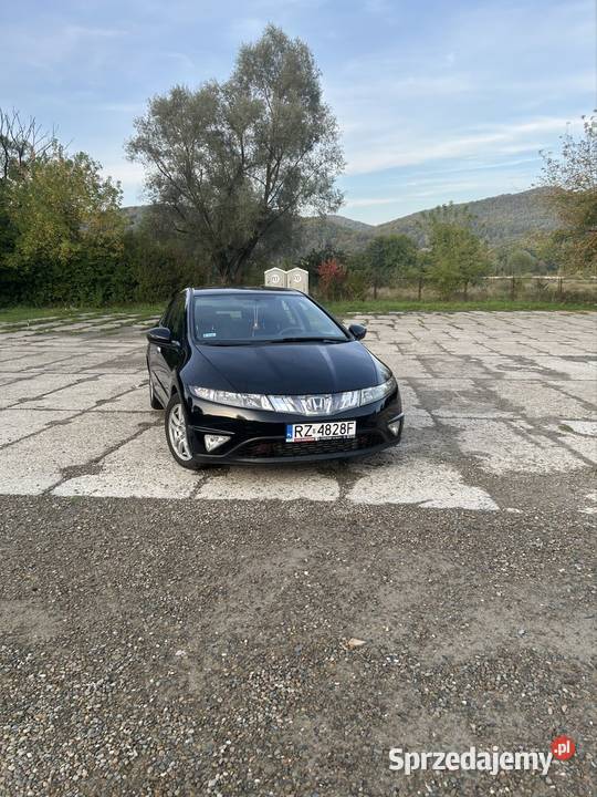 Honda Civic VIII UFO Motoryzacja Sanok sprzedam