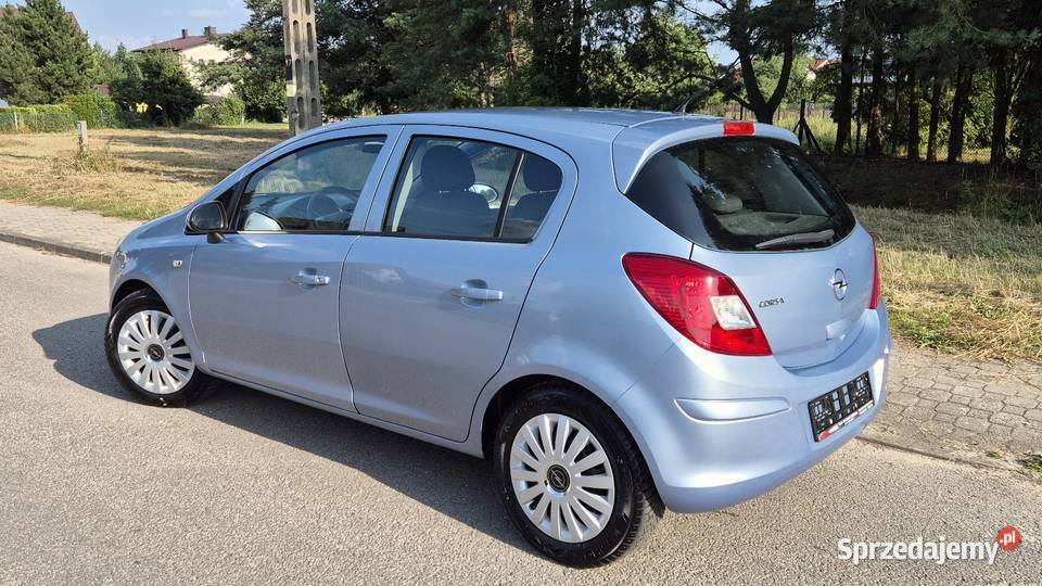 OPEL CORSA D 12B OPŁACONY Z NIEMIEC KLIMA garażowany Końskie sprzedam