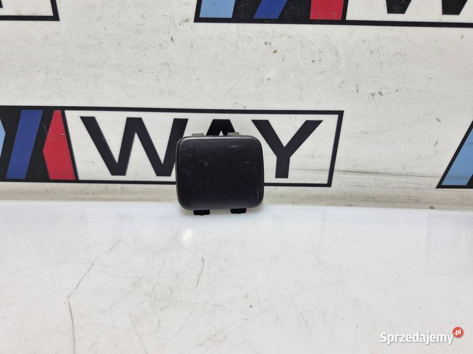 BMW 5 E39 SEDAN ZAŚLEPKA HAKA ZDERZAKA TYŁ