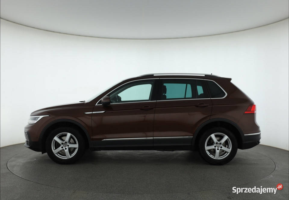 VW Tiguan 15 TSI asystent pasa ruchu Piaseczno