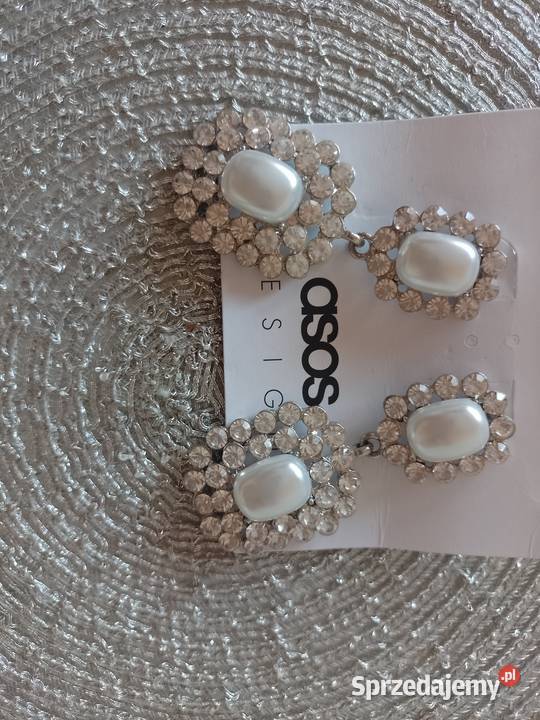 ASOS Bogato zdobione kolczyki ślubne z Londynu