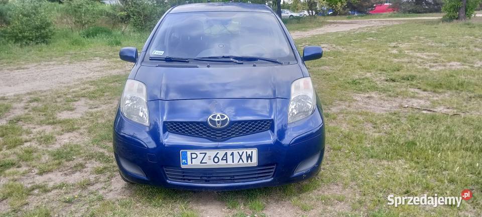 Toyota Yaris II 10 benzyna Rok produkcji 2006