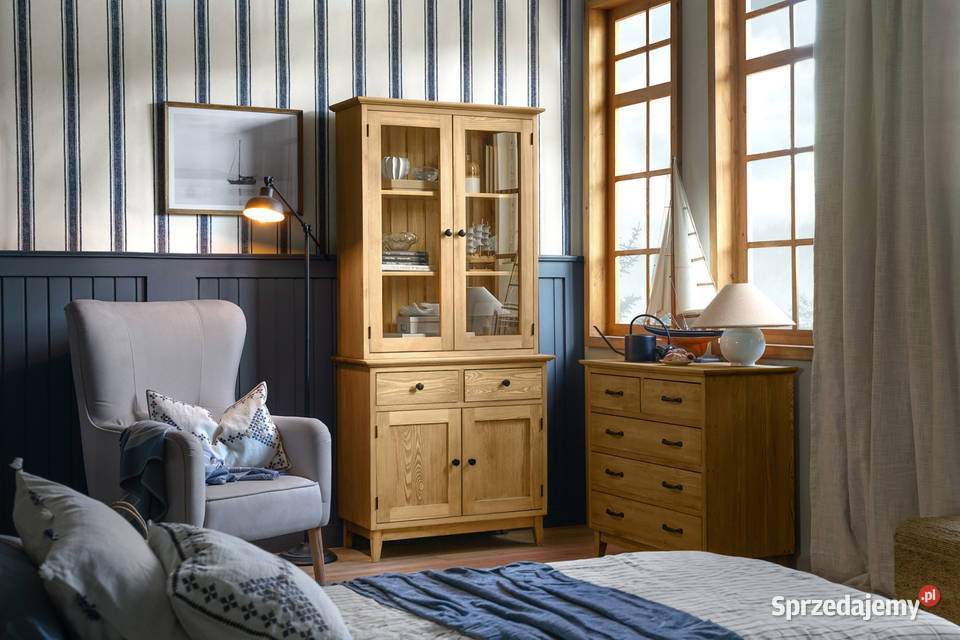 przeszklona witryna drewniana SKN 07 Maków Podhalański