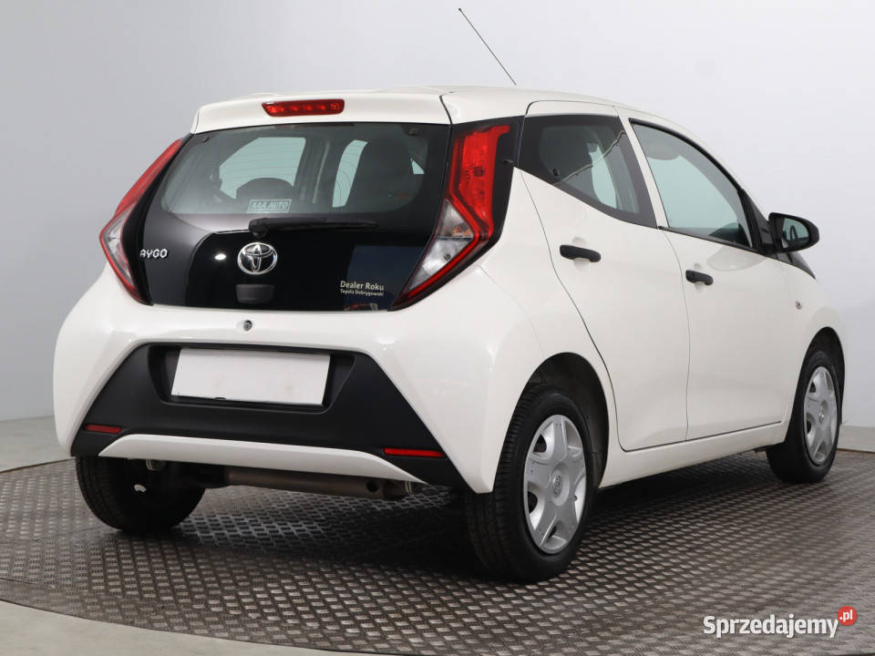 Toyota Aygo 10 VVTi 131206km Bielany Wrocławskie