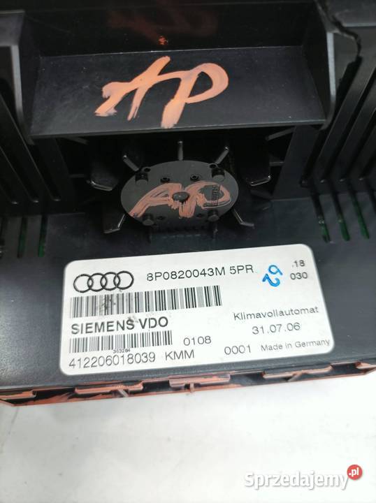 PANEL NAWIEWU 8P0820043M Audi A3 II 20032013 8P Rok produkcji 2003 sprzedam