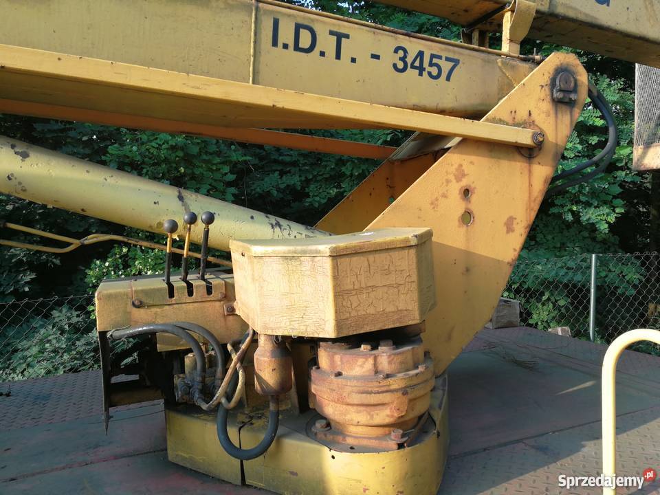 Komplet 2 sztuki Zwyżka Podnośnik koszowy P183 małopolskie Kraków