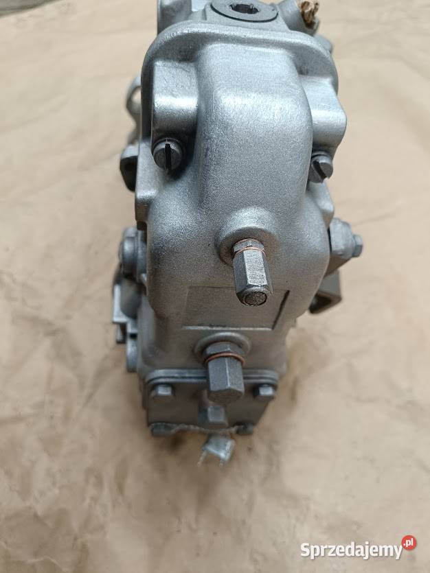 Pompa wtryskowa Deutz f4l 912 bosch nie zetor śląskie Krzepice