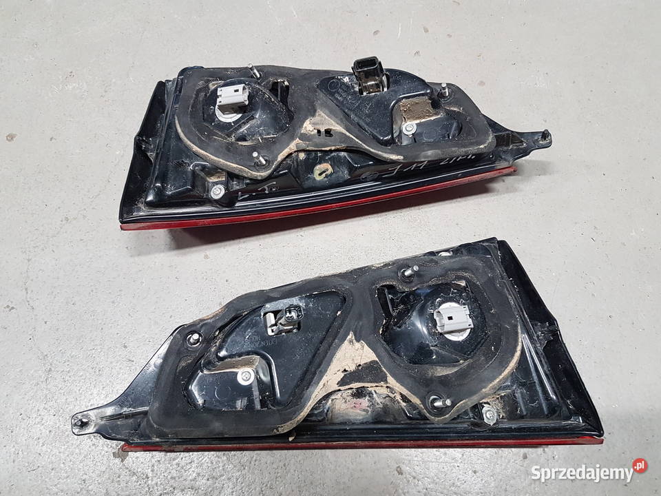 NISSAN QASHQAI J11 LIFT LAMPA TYL LEWA PRAWA Turek