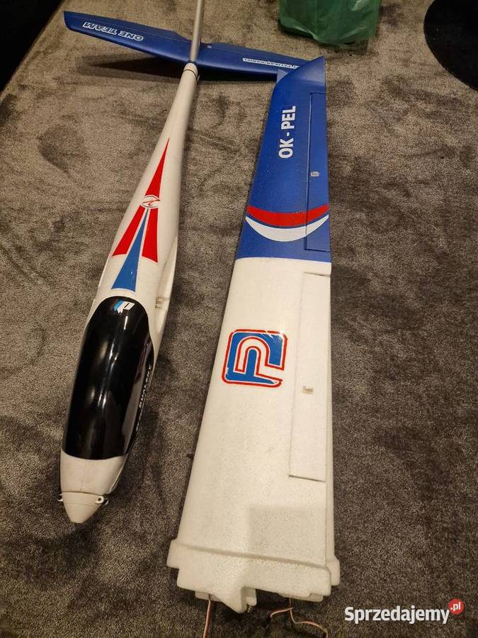 Motoszybowiec z Radiostacją Futaba Pozostałe Poznań