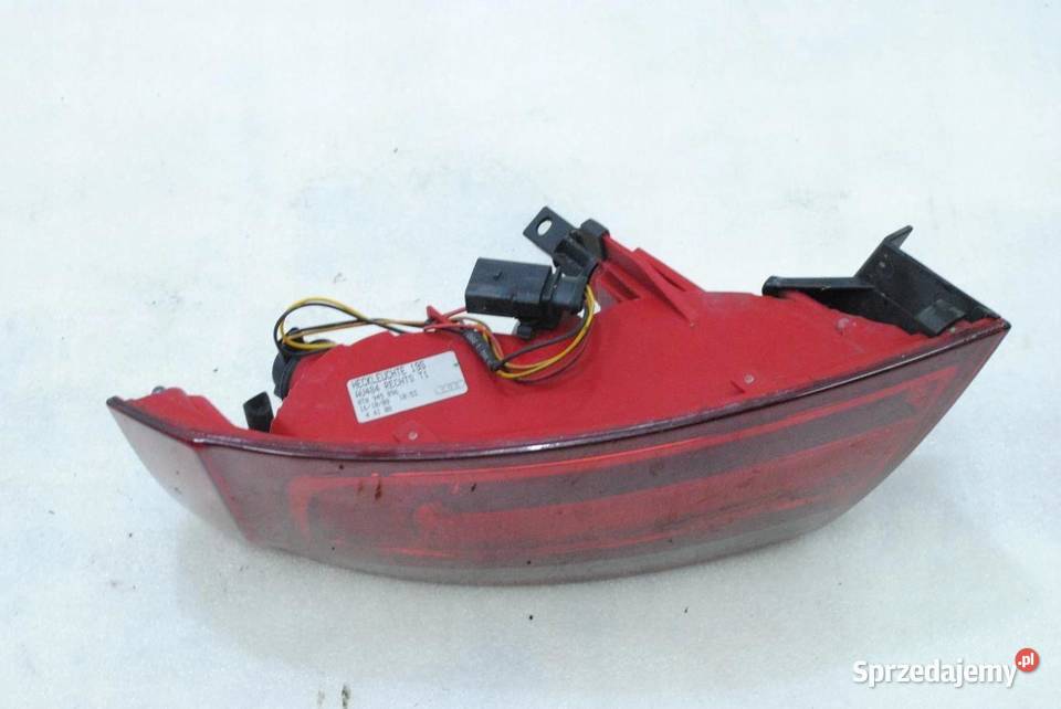 LAMPA PRAWY TYŁ AUDI A5 8T 30TDI COUPE Lampy cofania