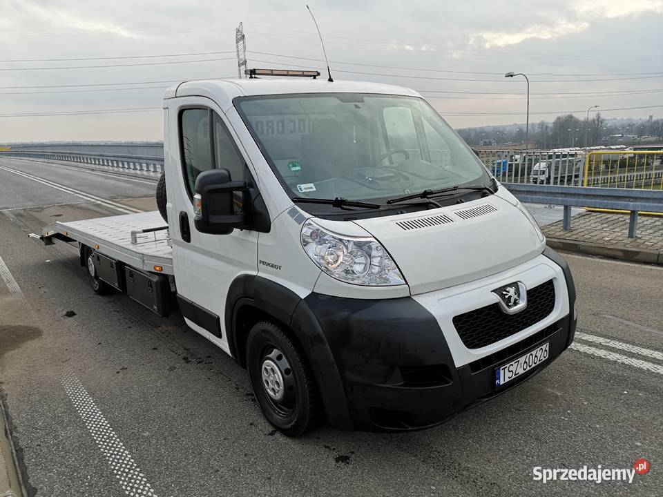 pomoc drogowa laweta holowanie Usługi motoryzacyjne