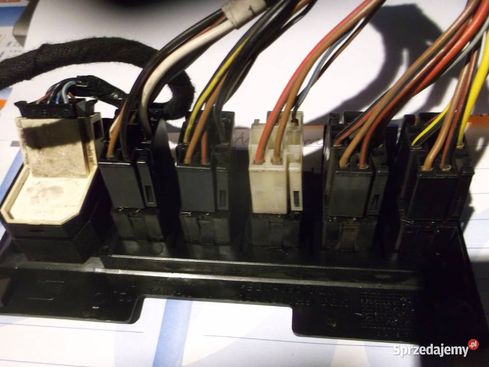 Przełączniki szyb Volkswagen Golf II GTI G60 GT Sobieska Wola Pierwsza sprzedam