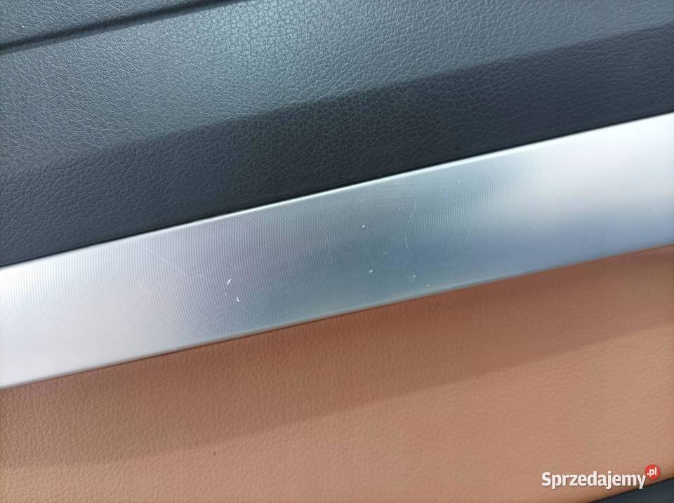 TAPICERKA BOCZEK LEWY PRAWY PRZÓD TYŁ KPL SEDAN Rok produkcji 2009