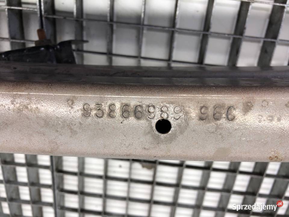 BELKA ZDERZAKA PRZÓD RENAULT TRAFIC III osobowe podkarpackie