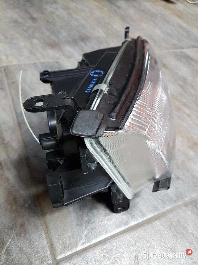 OPEL VECTRA B REFLEKTOR PRZOD LAMPA PRZOD LEWA Rok produkcji 1998 Turek