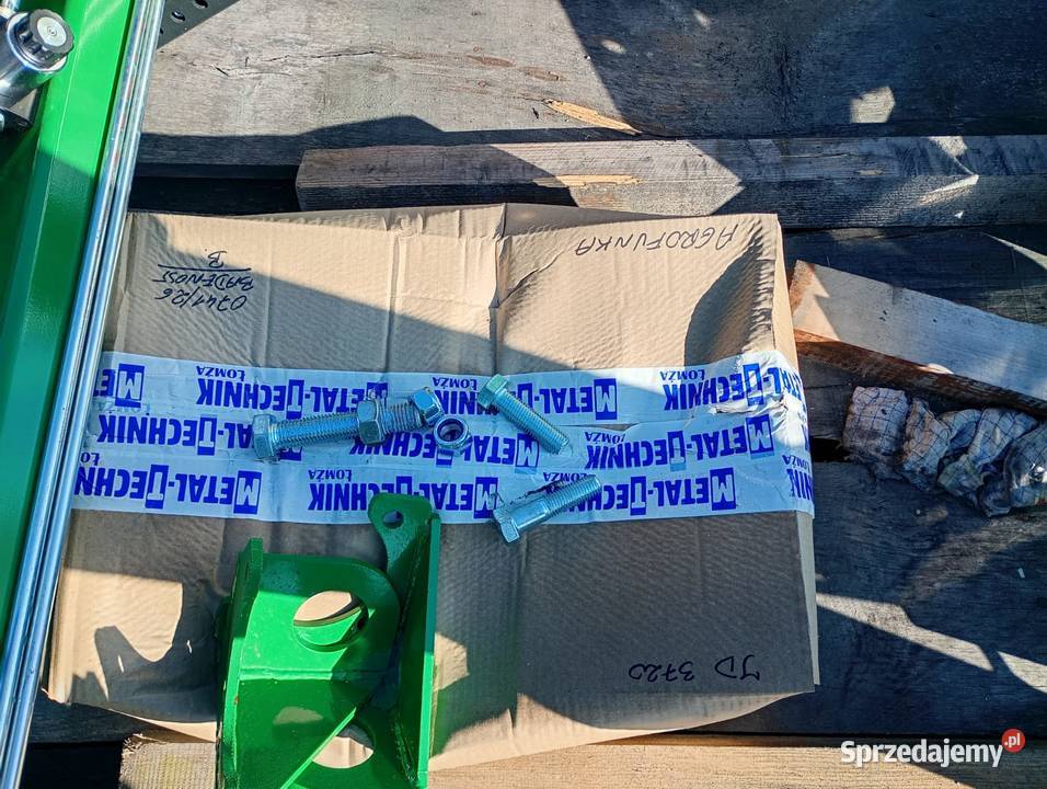 Ładowacz czołowy do JD3720 MTS900 Firmy Metal