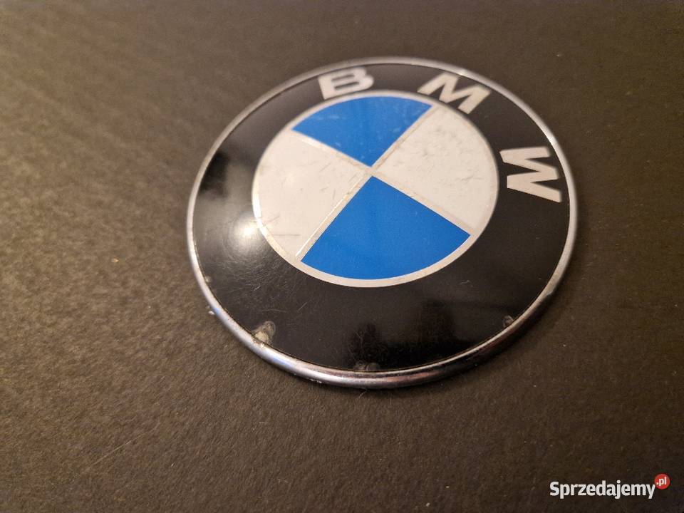 Znaczek emblemat na tylną klape Bmw 82mm