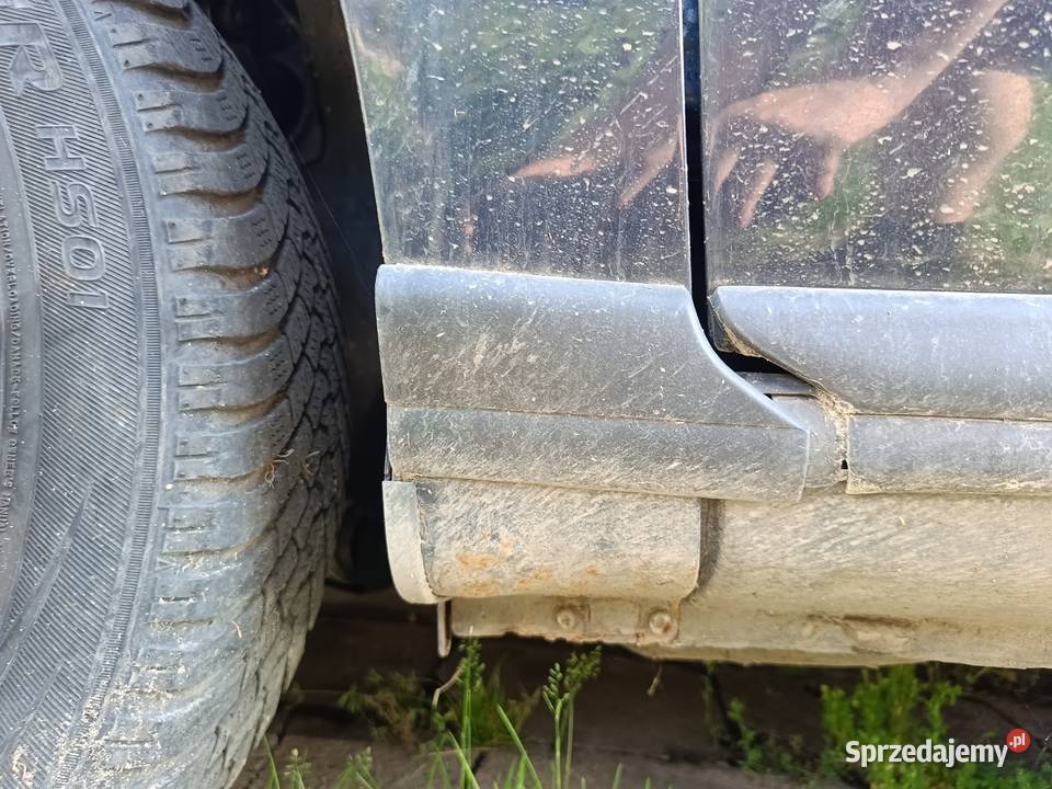 Błotnik Lewy LY5L Audi A4 B5 a34 osobowe Myszków sprzedam
