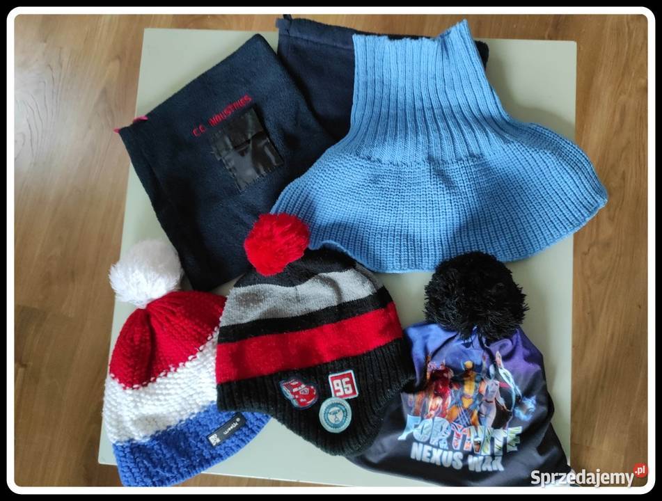 Zestaw jesienno zimowy czapki x3 kominy x3 Płock