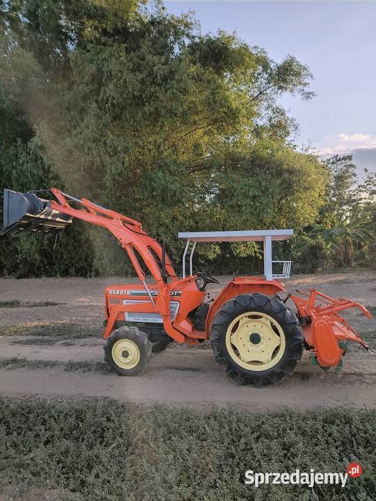 Kubota L3202DT 4x4 tur Glebogryzarka Kosisko Tarnowo