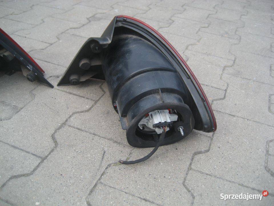 seat toledo iii 3 0409r lampa tył lewa prawa wielkopolskie Rakoniewice
