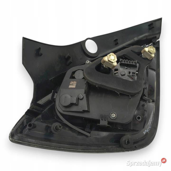 LAMPA PRAWA Opel Astra III H HTB tylna tylnia osobowe