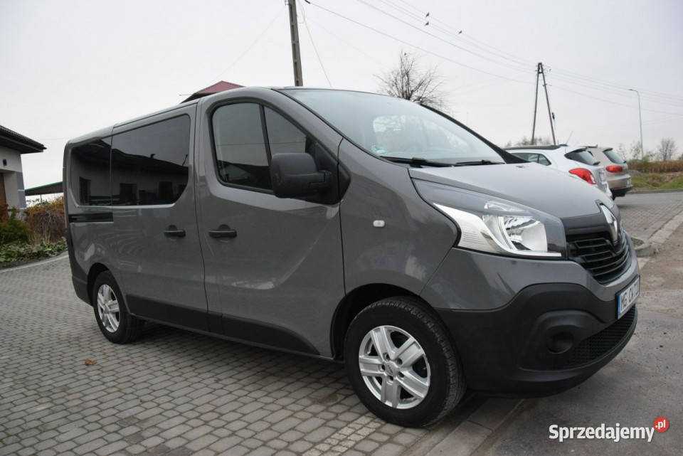 Renault Trafic 16D 8Osobowy Navi 2 KPL Kół 192000km Motoryzacja podkarpackie Majdan Sieniawski