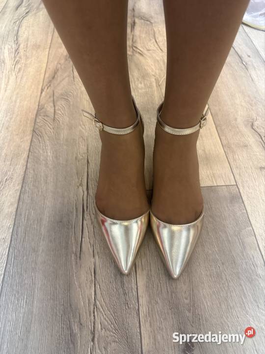 40 Złote czółenka wieczorowe z zapięciem Nowe 25.5cm Moda i Styl sprzedam