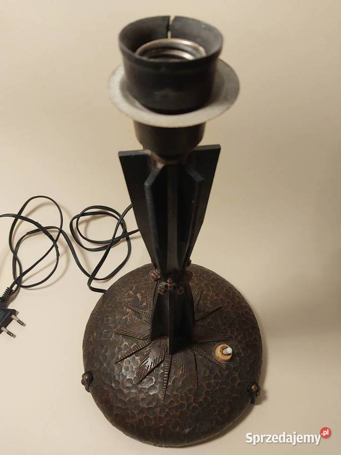 Lampka metaloplastyka